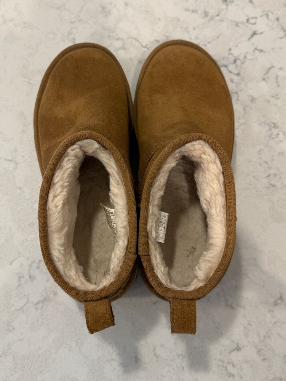 UGG Women's Classic Ultra Mini Platform Boot - Chesnut - 7 - Picture 6 of 7